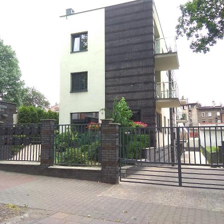 Luxury Apartment With Own Parking Chorzów Exterior foto